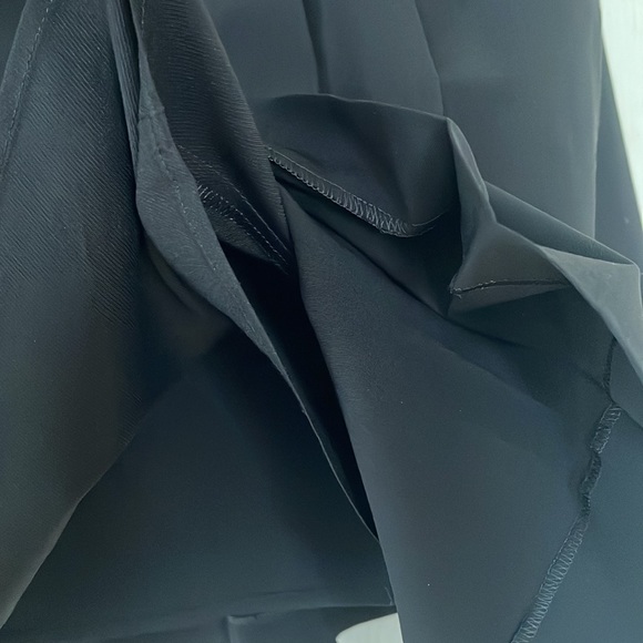 EMPORIO ARMANI skirt - Picture 3 of 6